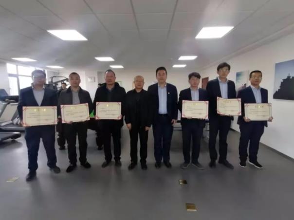 欧亿官方网页版-欧亿(中国)
团委举办球类联谊比赛(图2)