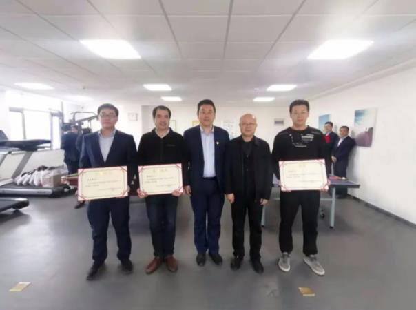 欧亿官方网页版-欧亿(中国)
团委举办球类联谊比赛(图3)