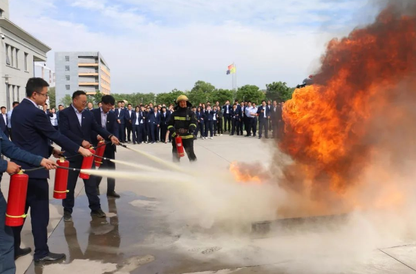欧亿官方网页版-欧亿(中国)
打造“泓源红”党建品牌助推高质量发展(图13)
