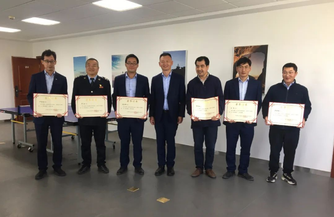欧亿官方网页版-欧亿(中国)
团委举办“庆五一、迎五四”球类联谊比赛(图4)