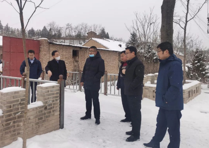 筑起安全墙 照亮乡村路——欧亿官方网页版-欧亿(中国)
鼎力支持包抓共建村社文明创建工作(图6)